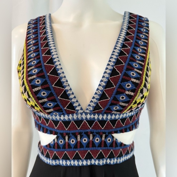 BCBG MaxAzria Boho Sleeveless Embroidered Cut Out Handkerchief Dress 0 - Picture 8 of 13